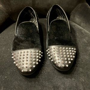 Black Velvet loafers with spikes